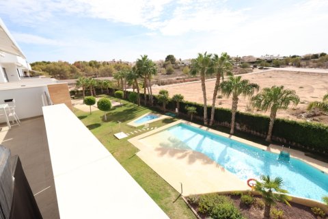 Apartment for sale in Torrevieja, Alicante, Spain 2 bedrooms, 76 sq.m. No. 146034 - photo 16