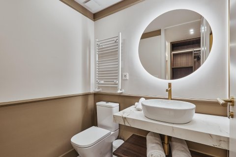 Apartment for sale in Madrid, Spain 3 bedrooms, 123 sq.m. No. 180168 - photo 23
