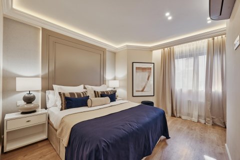 Apartment for sale in Madrid, Spain 3 bedrooms, 123 sq.m. No. 180168 - photo 13
