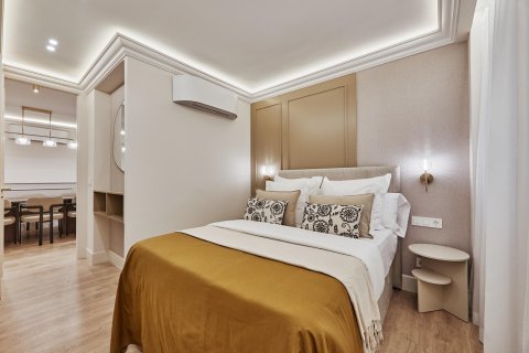 Apartment for sale in Madrid, Spain 3 bedrooms, 123 sq.m. No. 180168 - photo 21