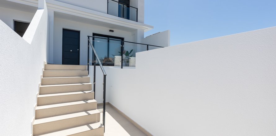 Villa en Rafal, Alicante, España 3 dormitorios, 188 m2 No. 180171