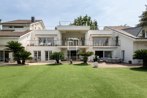 Villa a Sant Cugat Del Valles, Barcelona, Spagna 5 camere da letto, 870 mq. N° 150734