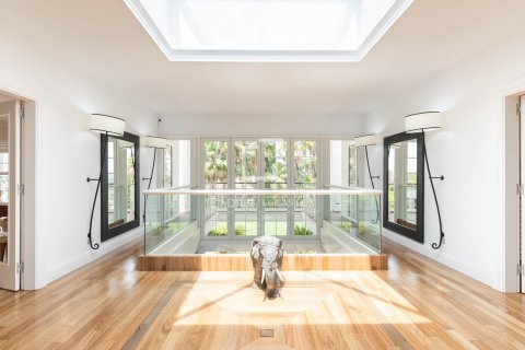 Villa for sale in Sant Cugat Del Valles, Barcelona, Spain 5 bedrooms, 870 sq.m. No. 150734 - photo 5