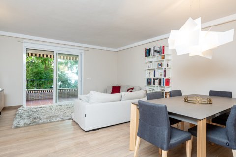 Продажа квартиры в Марбелья, Малага, Испания 4 спальни, 185м2 №105488 - фото 1