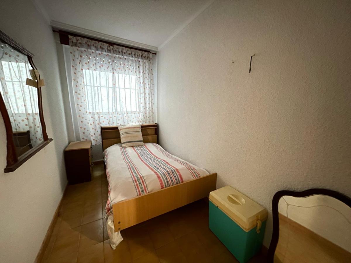 Dúplex en Guardamar del Segura, Alicante, España 3 dormitorios, 77 m2 No. 100565