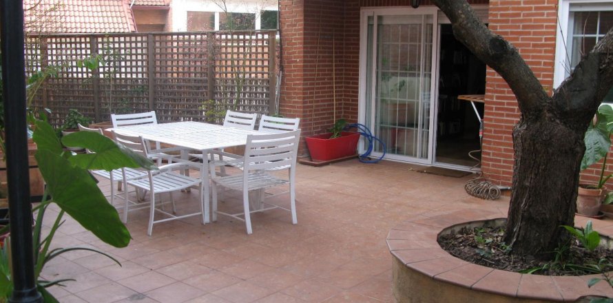 Duplex Madrid, Spanien 5 Schlafzimmer, 333 m2 Nr. 59151