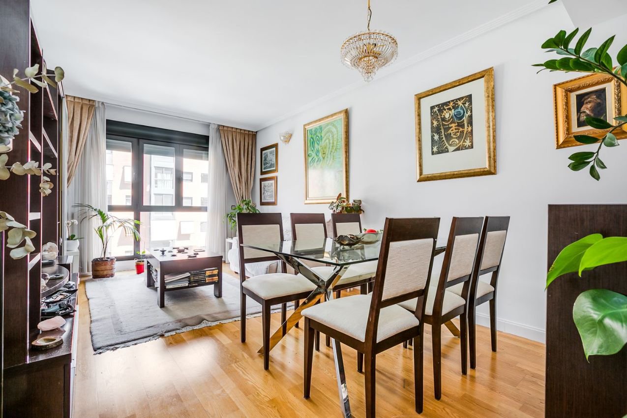 Appartamento a Madrid, Spagna 3 camere da letto, 100 mq. N° 60161