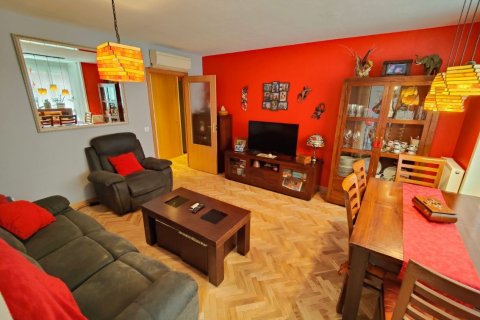 Apartamento en venta Madrid, España 3 dormitorios, 147 m2 No. 60162 - foto 3