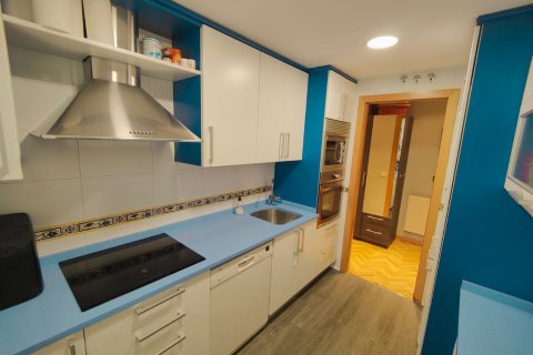 Apartamento en venta Madrid, España 3 dormitorios, 147 m2 No. 60162 - foto 4
