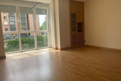 Apartment à vendre Madrid, Espagne, 3 chambres, 128 m2 No. 60159 - photo 1