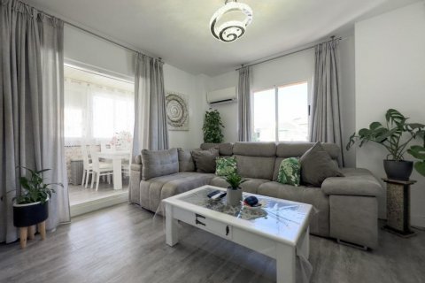 Huoneisto myytävänä La Mata, Alicante, Espanja, 3 makuuhuonetta, 80 m2 No. 113159 - kuva 15