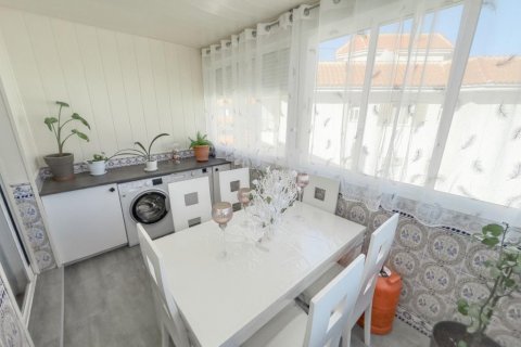 Huoneisto myytävänä La Mata, Alicante, Espanja, 3 makuuhuonetta, 80 m2 No. 113159 - kuva 9