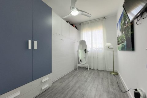 Huoneisto myytävänä La Mata, Alicante, Espanja, 3 makuuhuonetta, 80 m2 No. 113159 - kuva 13