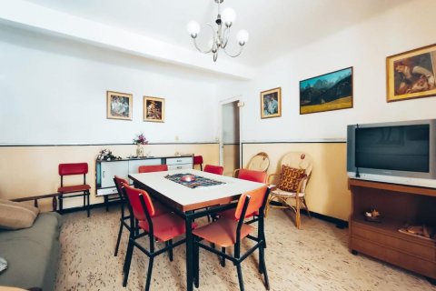 Продажа квартиры в Гуардамар-дель-Сегура, Аликанте, Испания 4 спальни, 130м2 №113098 - фото 5