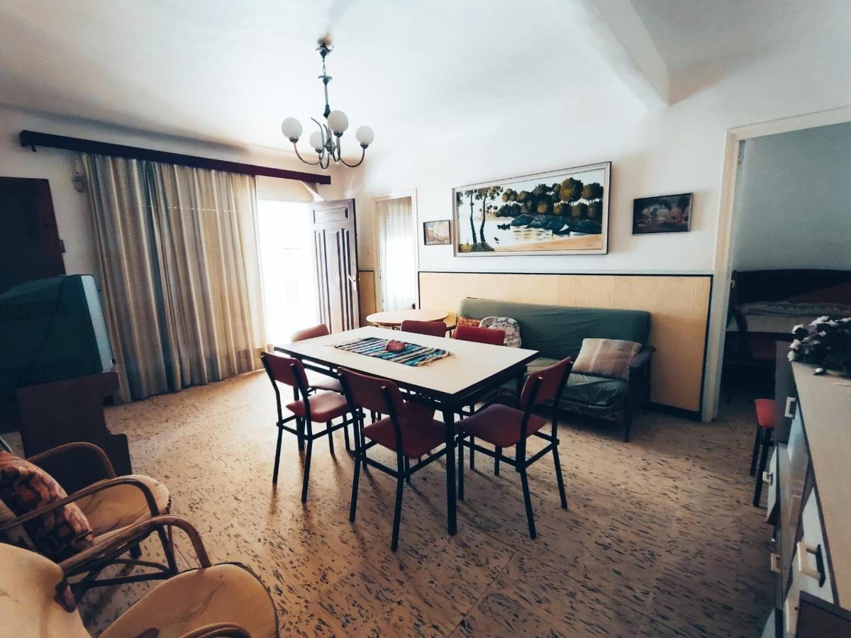 Apartment in Guardamar del Segura, Alicante, Spain 4 bedrooms, 130 sq.m. No. 113098