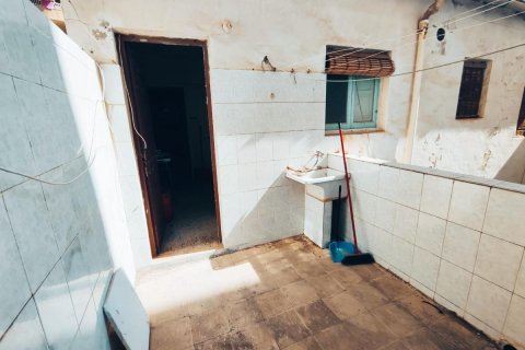 Продажа квартиры в Гуардамар-дель-Сегура, Аликанте, Испания 4 спальни, 130м2 №113098 - фото 29