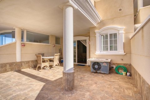 Apartment for sale Guardamar del Segura, Alicante, Spain 2 bedrooms, 71 sq.m. No. 113158 - photo 17