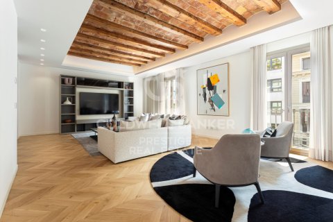Apartment for rent in Barcelona, Spain 3 bedrooms, 183 sq.m. No. 160472 - photo 6