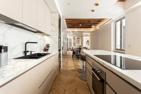 Apartment à louer à Barcelona, Espagne, 3 chambres, 183 m2 No. 160472 - photo 14