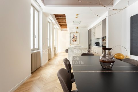 Apartment à louer à Barcelona, Espagne, 3 chambres, 183 m2 No. 160472 - photo 9