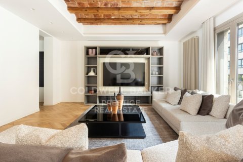 Apartment à louer à Barcelona, Espagne, 3 chambres, 183 m2 No. 160472 - photo 5