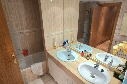 Аренда квартиры в Андорра, Лерида, Испания 2 спальни, 108м2 №160474 - фото 15