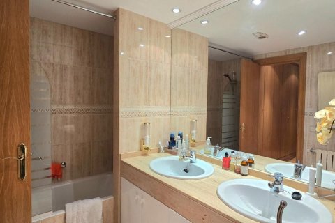 Аренда квартиры в Андорра, Лерида, Испания 2 спальни, 108м2 №160474 - фото 14