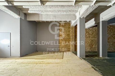 Commercial property for rent in Barcelona, Spain 556 sq.m. No. 160468 - photo 13