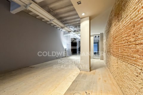 Commercial property for rent in Barcelona, Spain 556 sq.m. No. 160468 - photo 9