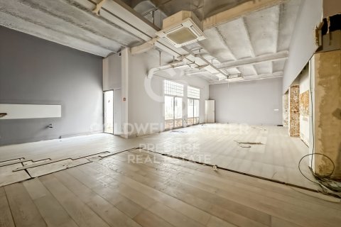 Commercial property for rent in Barcelona, Spain 556 sq.m. No. 160468 - photo 21