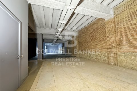 Commercial property for rent in Barcelona, Spain 556 sq.m. No. 160468 - photo 12