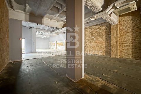 Commercial property for rent in Barcelona, Spain 556 sq.m. No. 160468 - photo 22