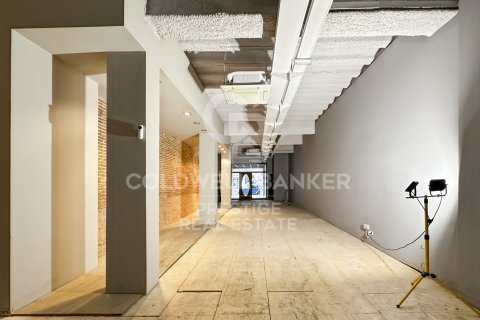 Commercial property for rent in Barcelona, Spain 556 sq.m. No. 160468 - photo 15