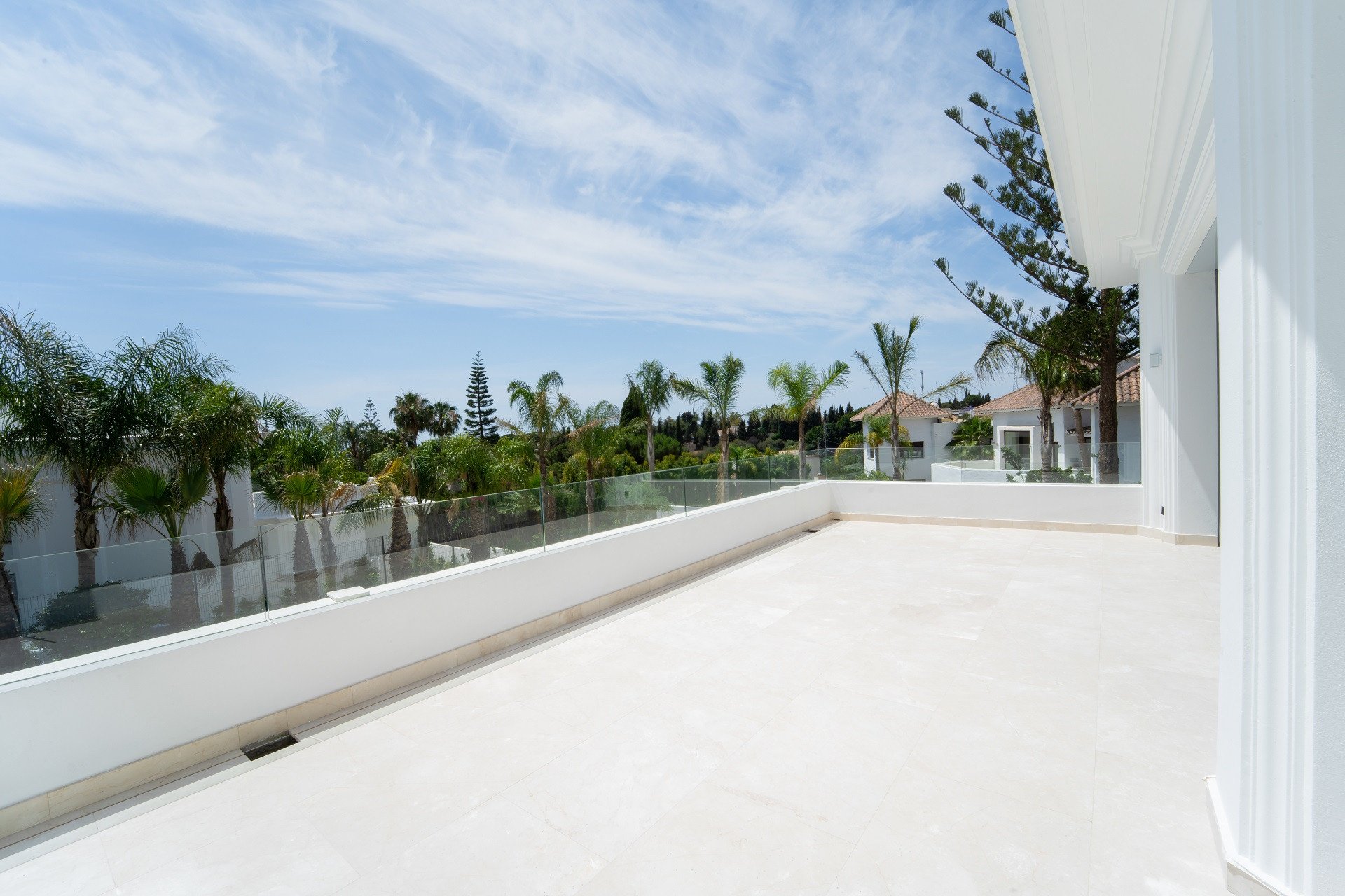 Villa in Marbella, Malaga, Spanien 6 Schlafzimmer, 647 m2 Nr. 30306