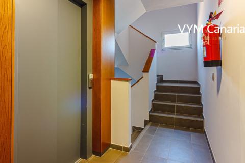Apartment for sale in El Medano, Tenerife, Spain 2 bedrooms,  No. 164838 - photo 5