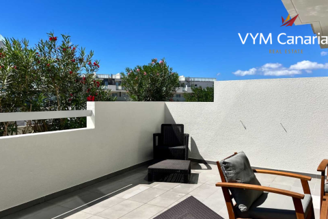 Apartment for sale in El Medano, Tenerife, Spain 2 bedrooms,  No. 164838 - photo 12