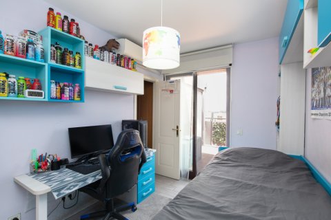 Apartment for sale in Madrid, Spain 2 bedrooms, 150 sq.m. No. 164842 - photo 19