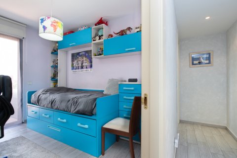 Apartment for sale in Madrid, Spain 2 bedrooms, 150 sq.m. No. 164842 - photo 24