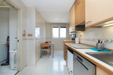 Apartment for sale in Madrid, Spain 2 bedrooms, 150 sq.m. No. 164842 - photo 28