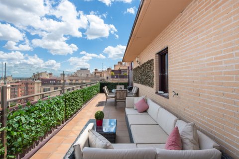 Huoneisto Madrid, Espanja 2 makuuhuonetta, 150 m2 No. 164842