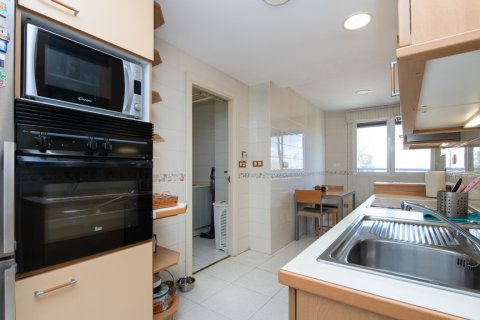 Apartment for sale in Madrid, Spain 2 bedrooms, 150 sq.m. No. 164842 - photo 27
