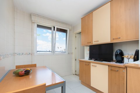Apartment for sale in Madrid, Spain 2 bedrooms, 150 sq.m. No. 164842 - photo 30