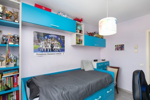 Apartment for sale in Madrid, Spain 2 bedrooms, 150 sq.m. No. 164842 - photo 20