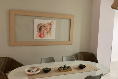 Huoneisto myytävänä Cadiz, Espanja, 2 makuuhuonetta, 79.18 m2 No. 164840 - kuva 2