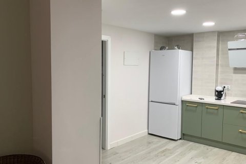 Huoneisto myytävänä Cadiz, Espanja, 2 makuuhuonetta, 79.18 m2 No. 164840 - kuva 4