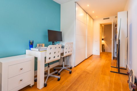 Talo myytävänä Madrid, Espanja, 3 makuuhuonetta, 260 m2 No. 164844 - kuva 13