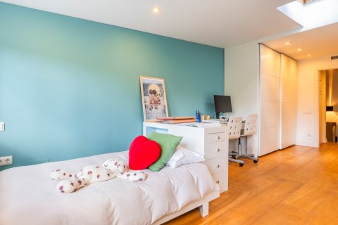 Talo myytävänä Madrid, Espanja, 3 makuuhuonetta, 260 m2 No. 164844 - kuva 14