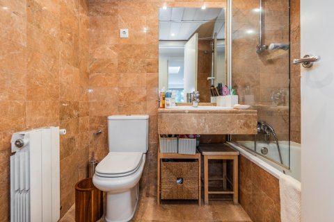 Talo myytävänä Madrid, Espanja, 3 makuuhuonetta, 260 m2 No. 164844 - kuva 25