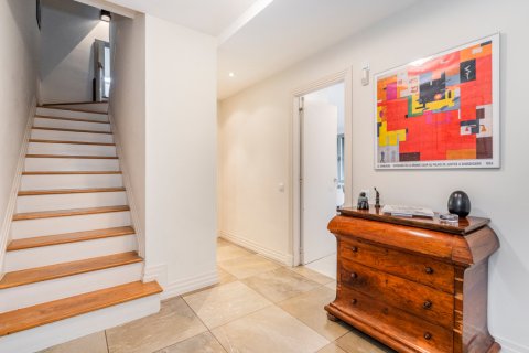 Talo myytävänä Madrid, Espanja, 3 makuuhuonetta, 260 m2 No. 164844 - kuva 5