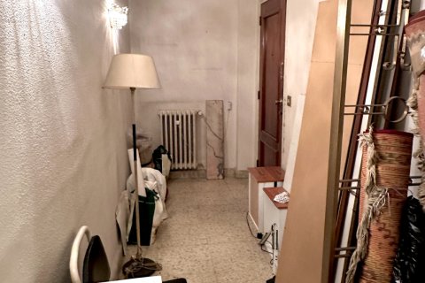 Huoneisto myytävänä Leon, Espanja, 4 makuuhuonetta, 120 m2 No. 153158 - kuva 24